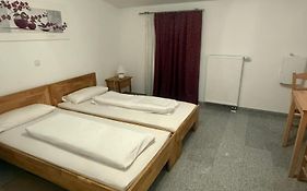Attika Hotel